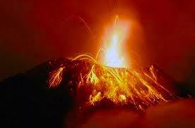火山の噴火.jpeg